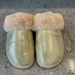Lilly Pulitzer Gold Slippers with Faux Fur